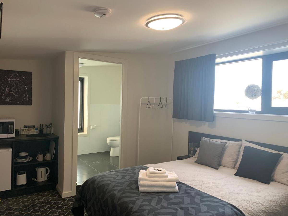 Queens Arms Hotel Longford Zewnętrze zdjęcie