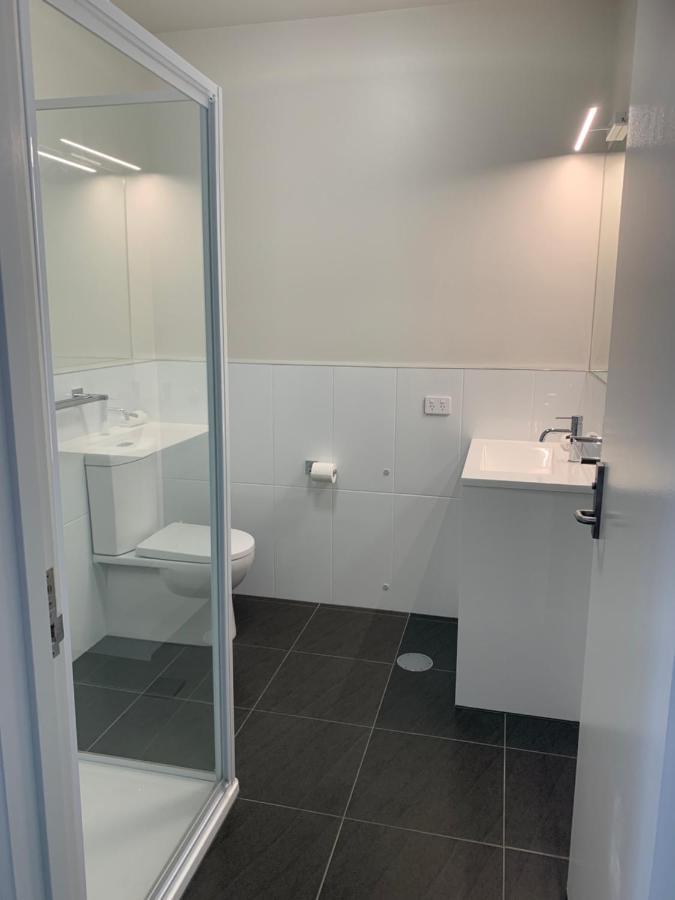 Queens Arms Hotel Longford Zewnętrze zdjęcie